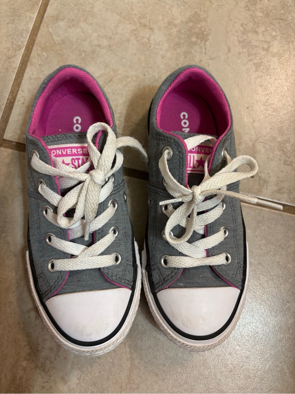Kids Converse All Star Gray Sneakers Size 12 w/ Pink Lining & Padded Tongue